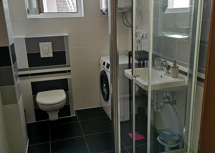 Ostanak kod kuće Villatea